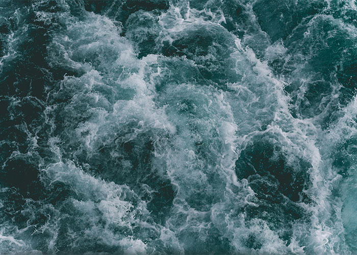 “My Dad Might Be Alive”: 50 Things People Are 100% Certain Are True Despite Having No Evidence