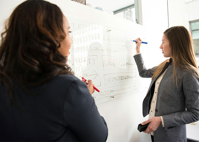 “My Dad Might Be Alive”: 50 Things People Are 100% Certain Are True Despite Having No Evidence