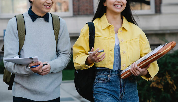 "What's The Scariest Thing About Being A Woman?": 45 People Share Their Honest Answers