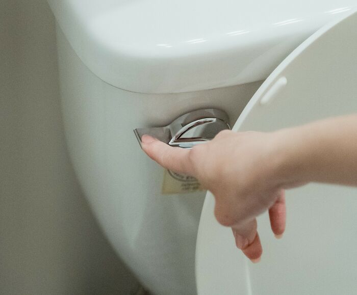 30 Women’s Products That Are Impractical Because They Were Designed By Men