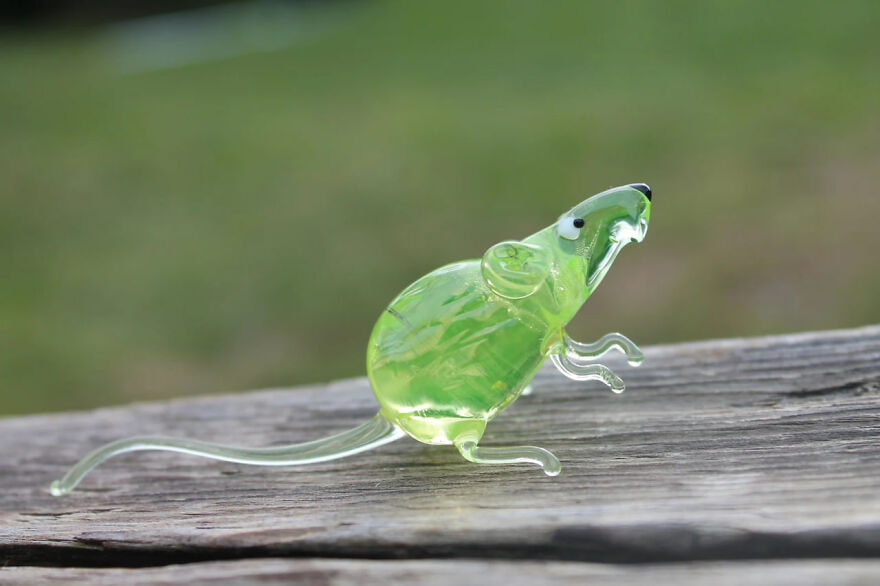 I Made Figurines Out Of Uranium Glass (24 Pics)
