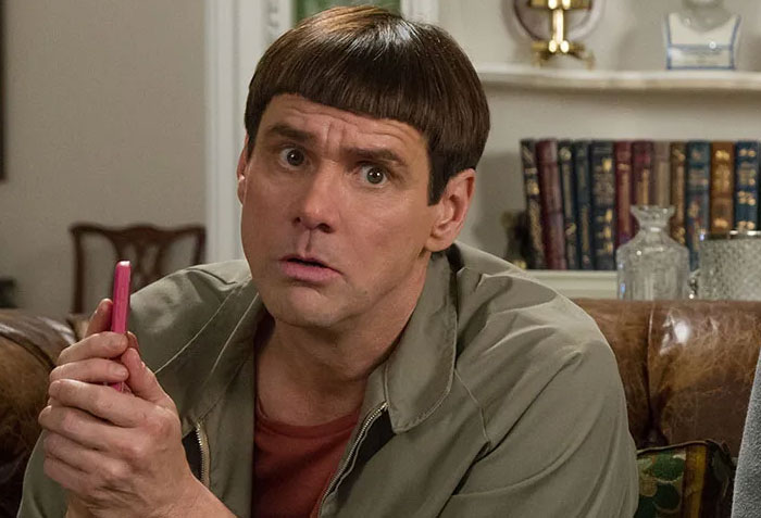 30 Celebs That Seem To Have Completely Lost It, According To People Online