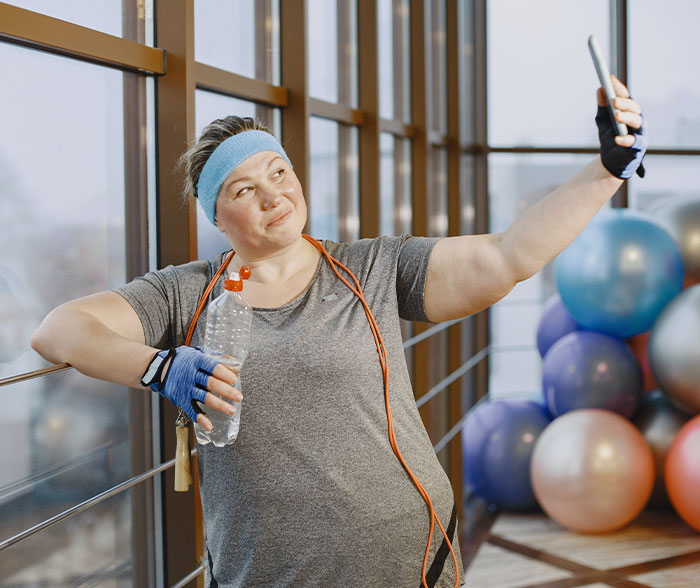 &ldquo;She Gave Up&rdquo;: Entire Gym Comes Together Against &lsquo;Influencer&rsquo; Treating Gym As Her Private Space