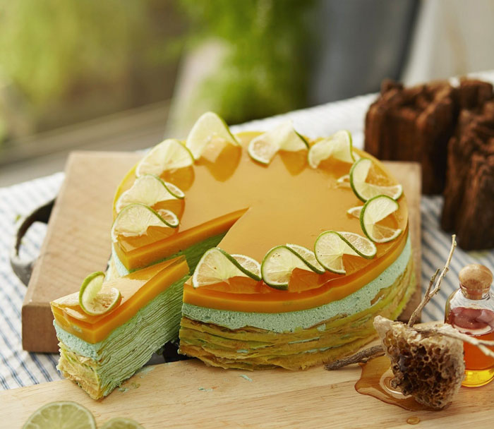 Woman Is In Disbelief After Sister Asks Her To Chip In For The Cake That Her Daughter Ate 2 Pieces Of Woman Is In Disbelief After Sister Asks Her To Chip In For The Cake That Her Daughter Ate 2 Pieces Of