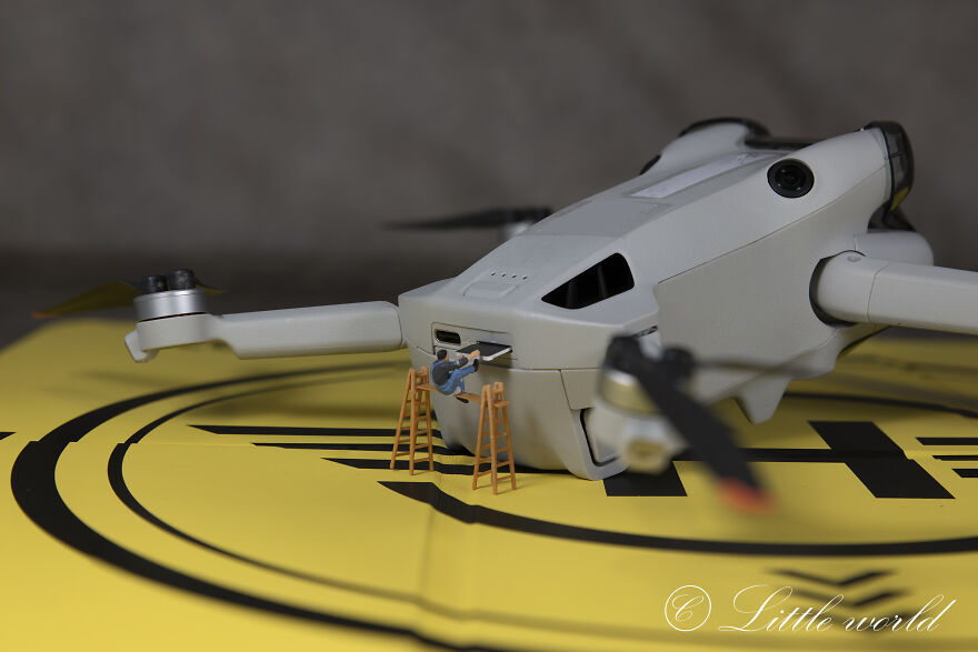 Add The Sim Card For Data Storage To The Drone