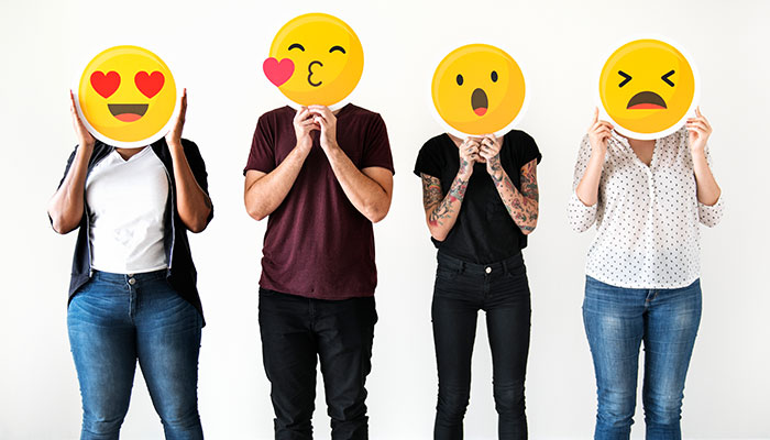 New Study Finds Men And Women Interpret Emojis Differently