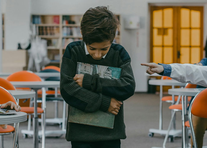 30 Millennials Share The Life Lessons Their Parents Ingrained In Them That Ended Up As Useless