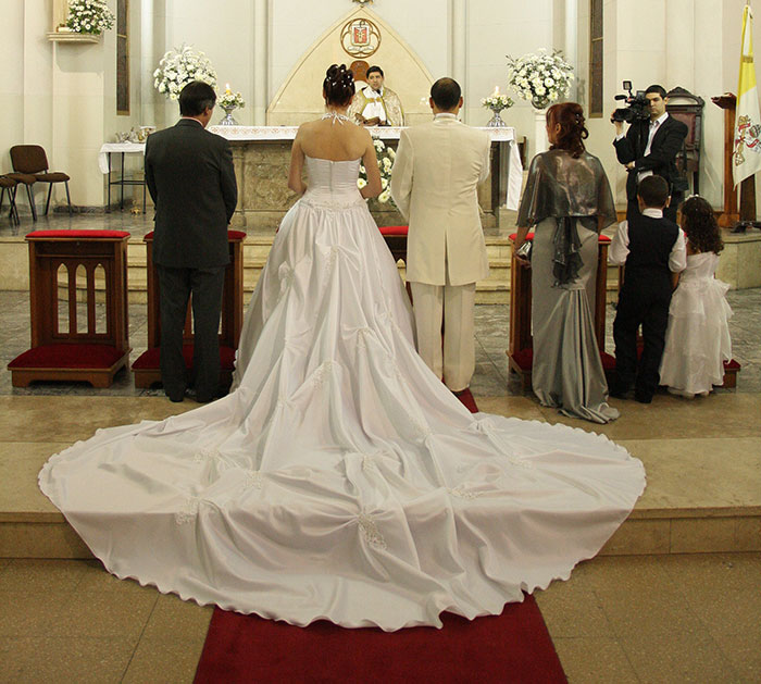 “I’ve Never Wished So Much Pain On A Person Before”: People Share What Ruined Their Wedding