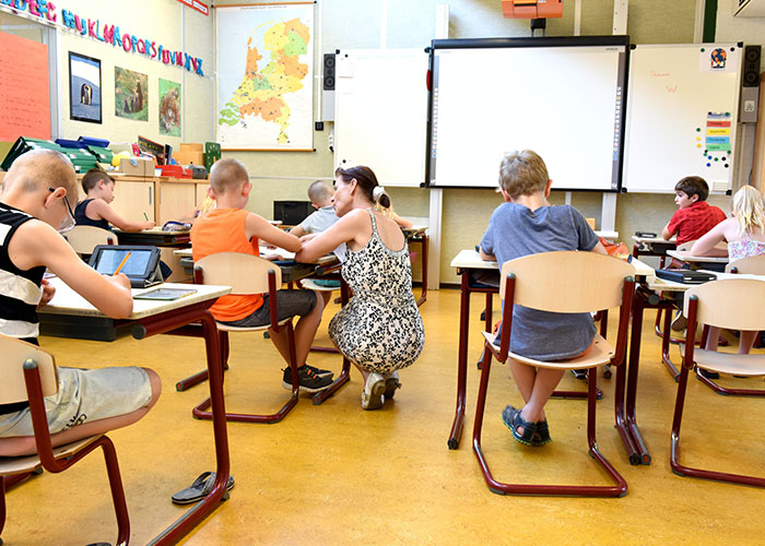 School Expects Teacher To Pay $400 For Student Trip, They Maliciously Comply