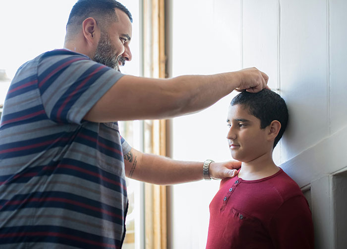 "People Won't Respect You As Much": 30 Short People Share Things Tall Folks Don't Understand