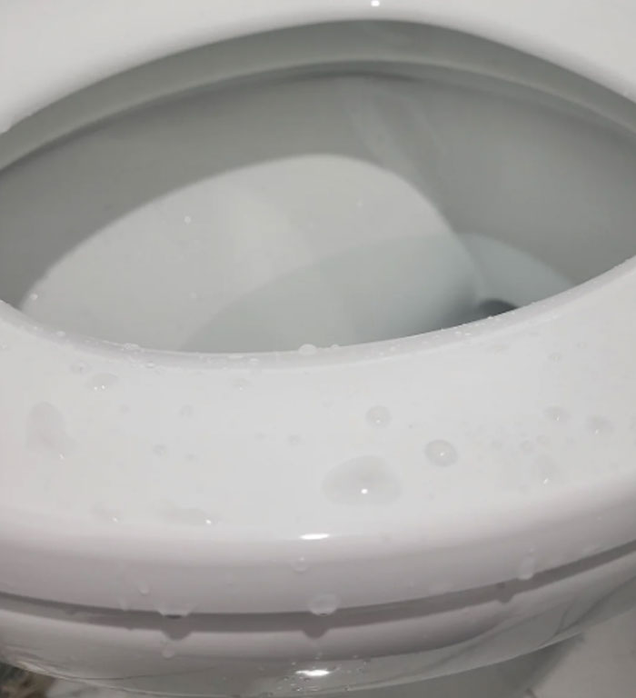 "People Won't Respect You As Much": 30 Short People Share Things Tall Folks Don't Understand