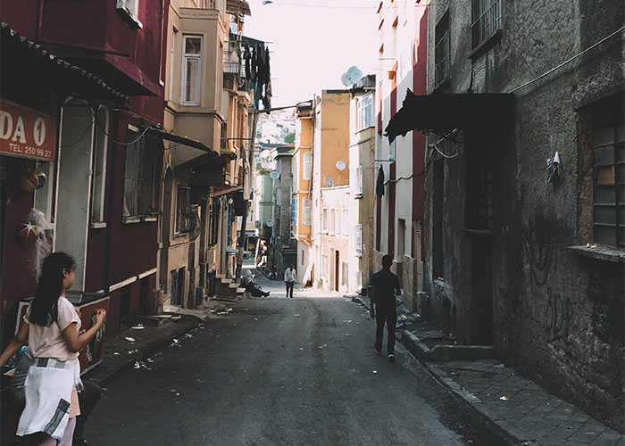 35 Ex-Spoiled Kids Reveal The Moment They Were Hit By The Real World