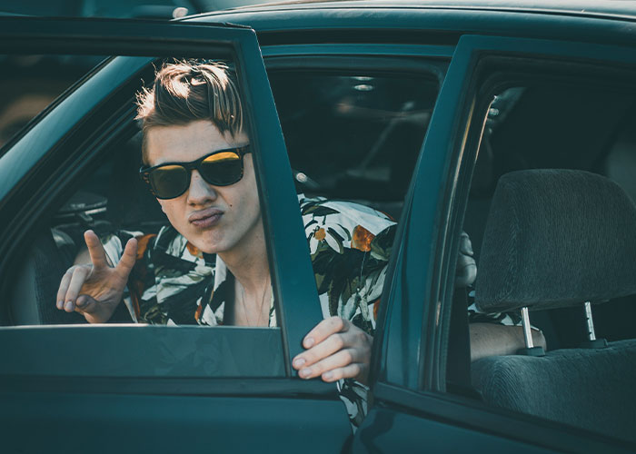 35 Ex-Spoiled Kids Reveal The Moment They Were Hit By The Real World