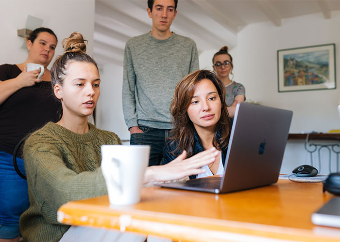 35 Ex-Spoiled Kids Reveal The Moment They Were Hit By The Real World