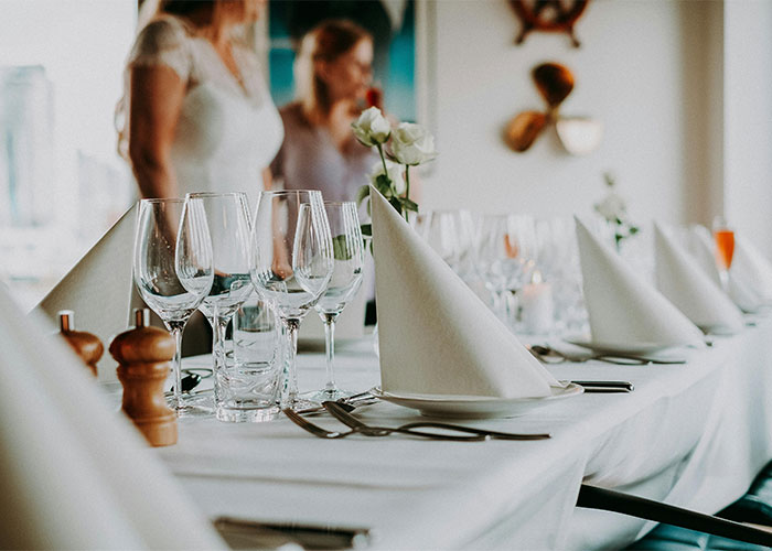 &ldquo;Girl, He&rsquo;s Your Ex&rdquo;: Stepmom&rsquo;s Plan To Hijack Man&rsquo;s Engagement Ruined By Clever Sister