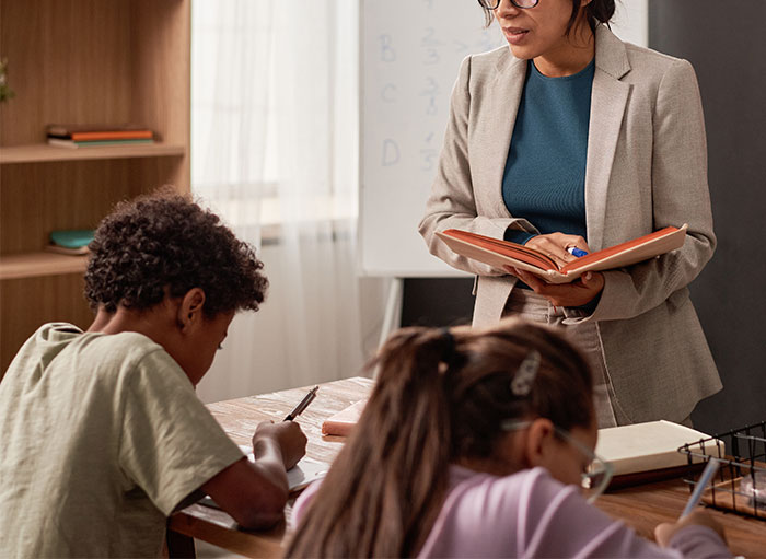 &ldquo;I&rsquo;m Beside Myself&rdquo;: Teacher Loses Faith In New Generation After Parents Defend Child Stealing