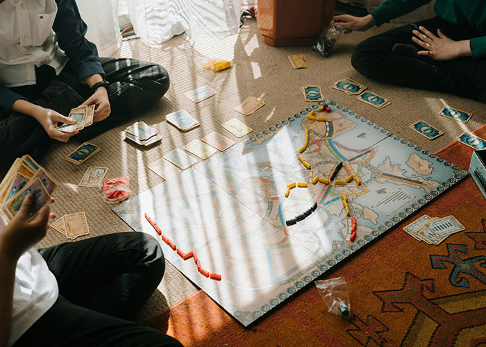 "Professional Incompetence": 30 Things That Are More Common Than People Would Like To Think