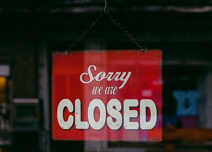 "Professional Incompetence": 30 Things That Are More Common Than People Would Like To Think