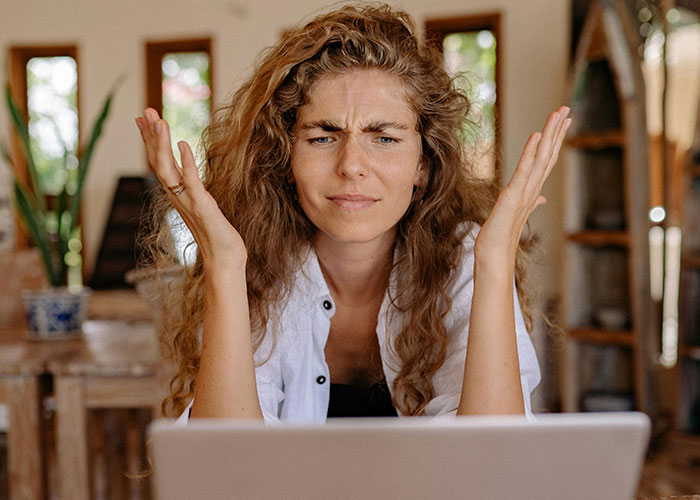 "Professional Incompetence": 30 Things That Are More Common Than People Would Like To Think