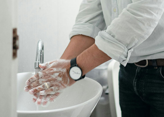 "Professional Incompetence": 30 Things That Are More Common Than People Would Like To Think