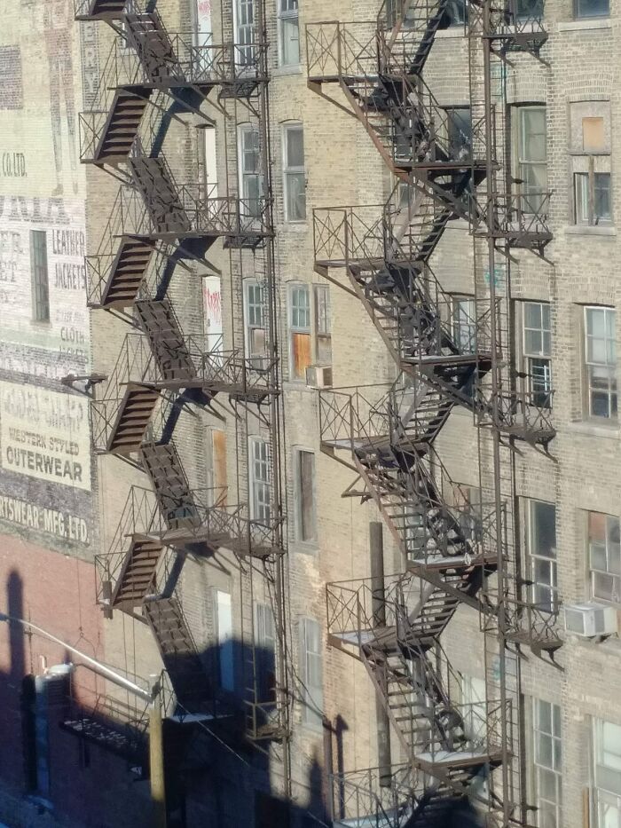 Unspectacular-Subject-Photography