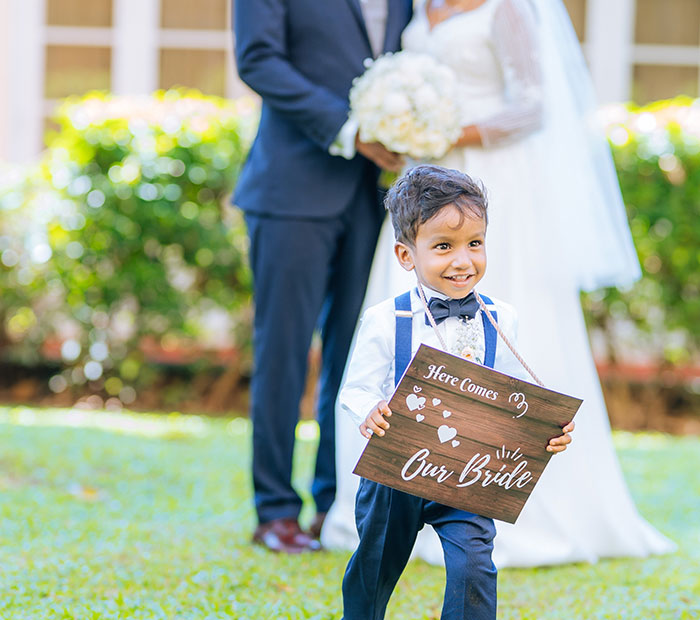 26 Of The Craziest “Speak Now Or Forever Hold Your Peace” Objections Witnessed By Officiants