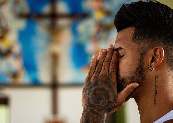 26 Of The Craziest “Speak Now Or Forever Hold Your Peace” Objections Witnessed By Officiants