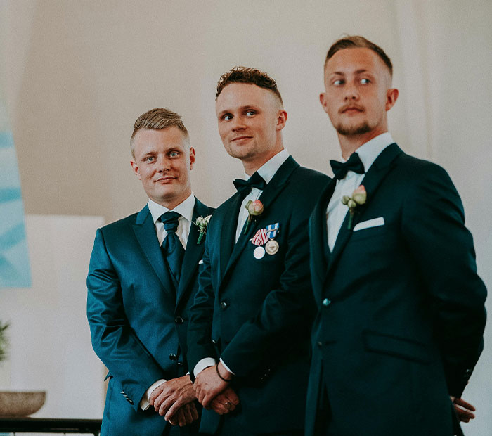 26 Of The Craziest “Speak Now Or Forever Hold Your Peace” Objections Witnessed By Officiants