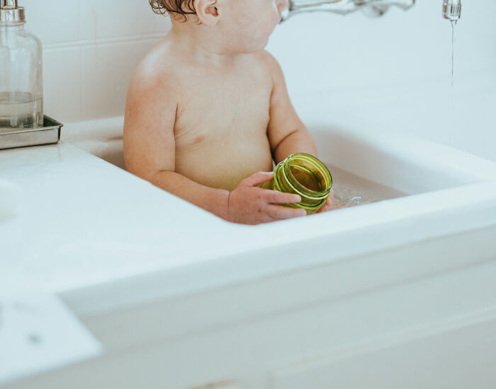 “Get In The Bin, You Absolute Child”: 30 Of The Worst Excuses Women Got From Men Over Chores