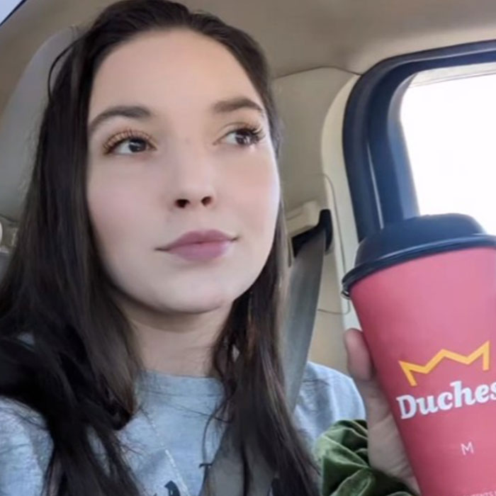 Woman Asks The Internet For Help Finding The Boy Her Mom Lost Her Life Saving 30 Years Ago Woman Asks The Internet For Help Finding The Boy Her Mom Lost Her Life Saving 30 Years Ago