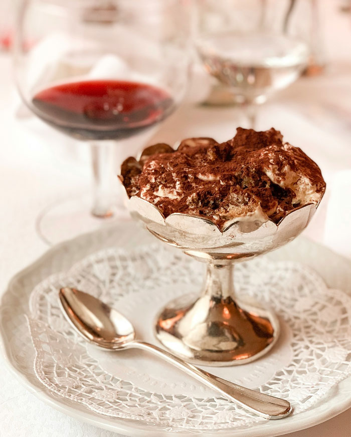 “AITA For Ignoring A Crying Baby In A Restaurant And Continuing To Enjoy My Dessert?” “AITA For Ignoring A Crying Baby In A Restaurant And Continuing To Enjoy My Dessert?”