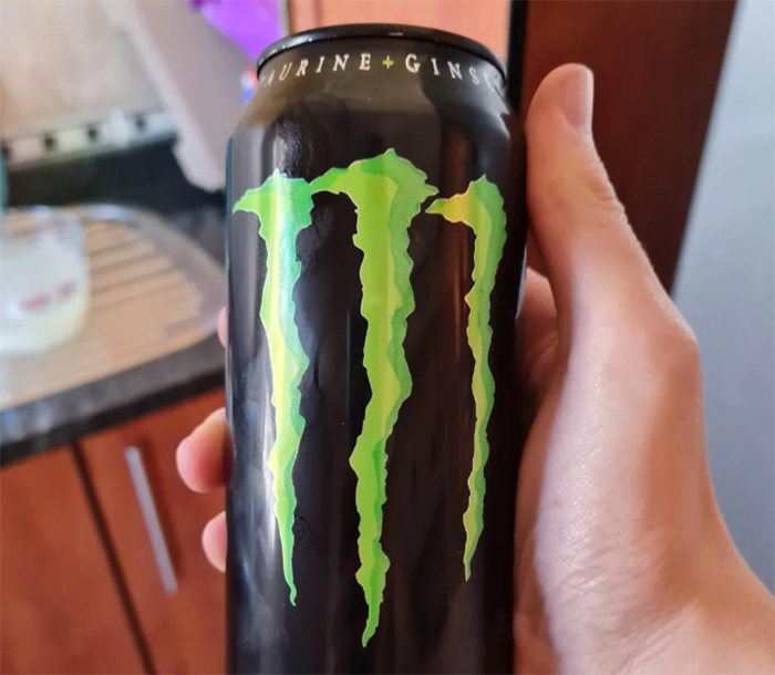 Boss Threatens To Fire Employee If She Doesn&rsquo;t Replace His Drink, Regrets It