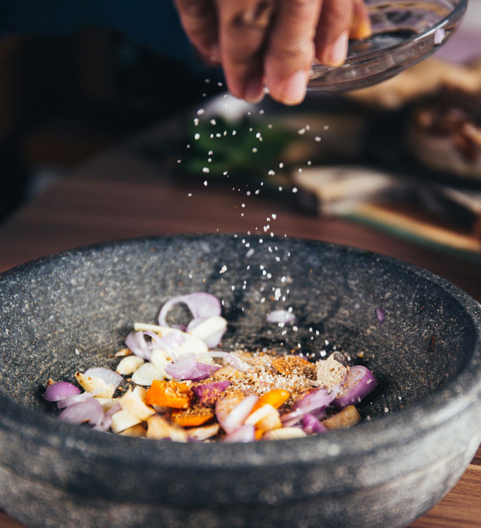 14 Y.O. Boy Expects 15 Y.O. Sister To Make Him Lunch, Blames Her For Letting Him Starve 14 Y.O. Boy Expects 15 Y.O. Sister To Make Him Lunch, Blames Her For Letting Him Starve