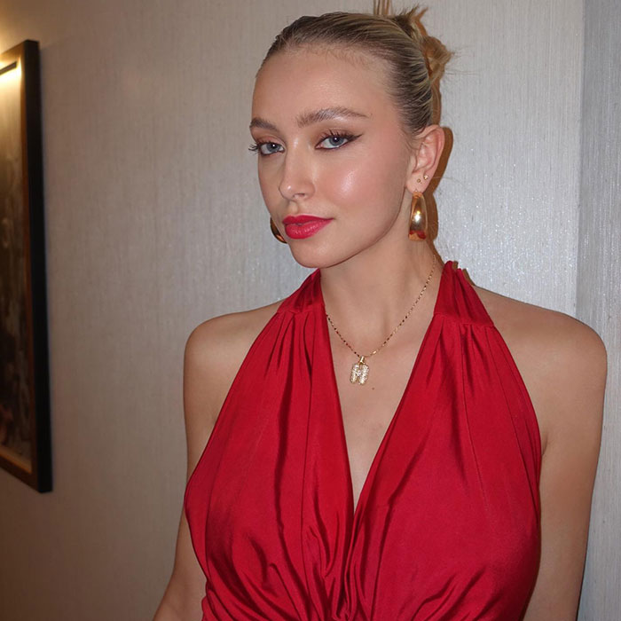 Leonardo DiCaprio Slammed By Model, 22, For Being “Weird” And Questionable Bedroom Habits Leonardo DiCaprio Slammed By Model, 22, For Being “Weird” And Questionable Bedroom Habits