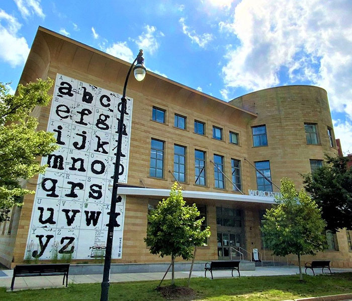 Library Lets People Trade Cat Pics For The Clearing Of Unpaid Dues During March Meowness Library Lets People Trade Cat Pics For The Clearing Of Unpaid Dues During March Meowness