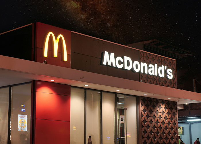 People Share Strange Items They Took From Past Jobs People Share Strange Items They Took From Past Jobs