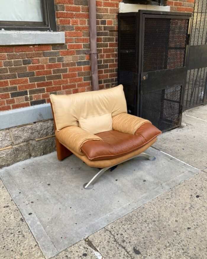 From A Few Hours Ago But Too Good Not To Post!! Hope It’s Still There. 3516 34th St. West Side