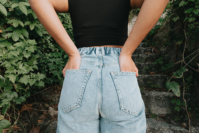 Man Tries Blaming GF For Prank Gone Wrong, Comes Crawling Back Next Day, Leaving Her Confused - 1