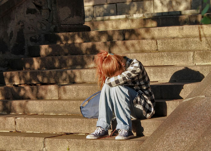 “I’m Left Broken”: Guy Shares How He Found Out His BFF Of 10 Years Was A Hired Actor “I’m Left Broken”: Guy Shares How He Found Out His BFF Of 10 Years Was A Hired Actor