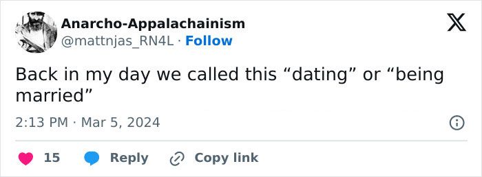 People Are Pointing Out So Many Problems With Couple&rsquo;s Viral &ldquo;Bottle Night&rdquo; Post