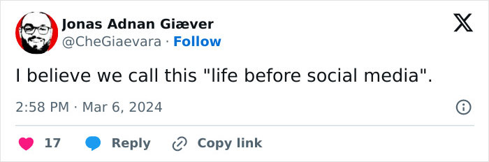 People Are Pointing Out So Many Problems With Couple&rsquo;s Viral &ldquo;Bottle Night&rdquo; Post