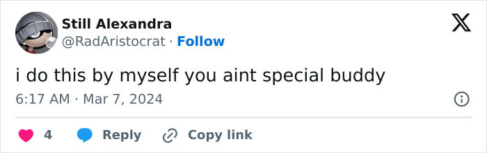 People Are Pointing Out So Many Problems With Couple&rsquo;s Viral &ldquo;Bottle Night&rdquo; Post