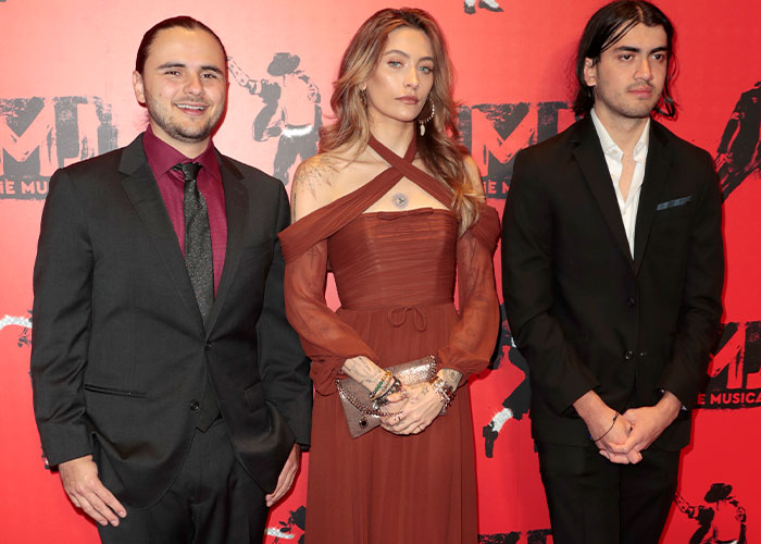 Michael Jackson&rsquo;s Three Children Shine Together In Rare Public Appearance To Honor Father&rsquo;s Memory