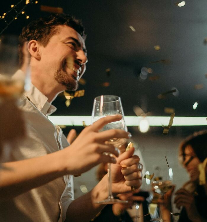 “What Was The Worst Or Craziest Thing You Saw At A Stag Or Bachelorette Party?” (30 Stories)