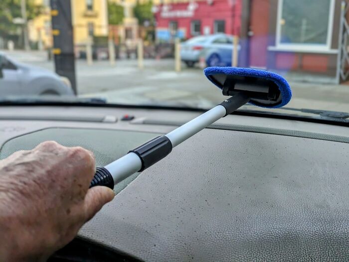 Extend Your Reach, Not Your Effort With This Genius Windshield Wonder