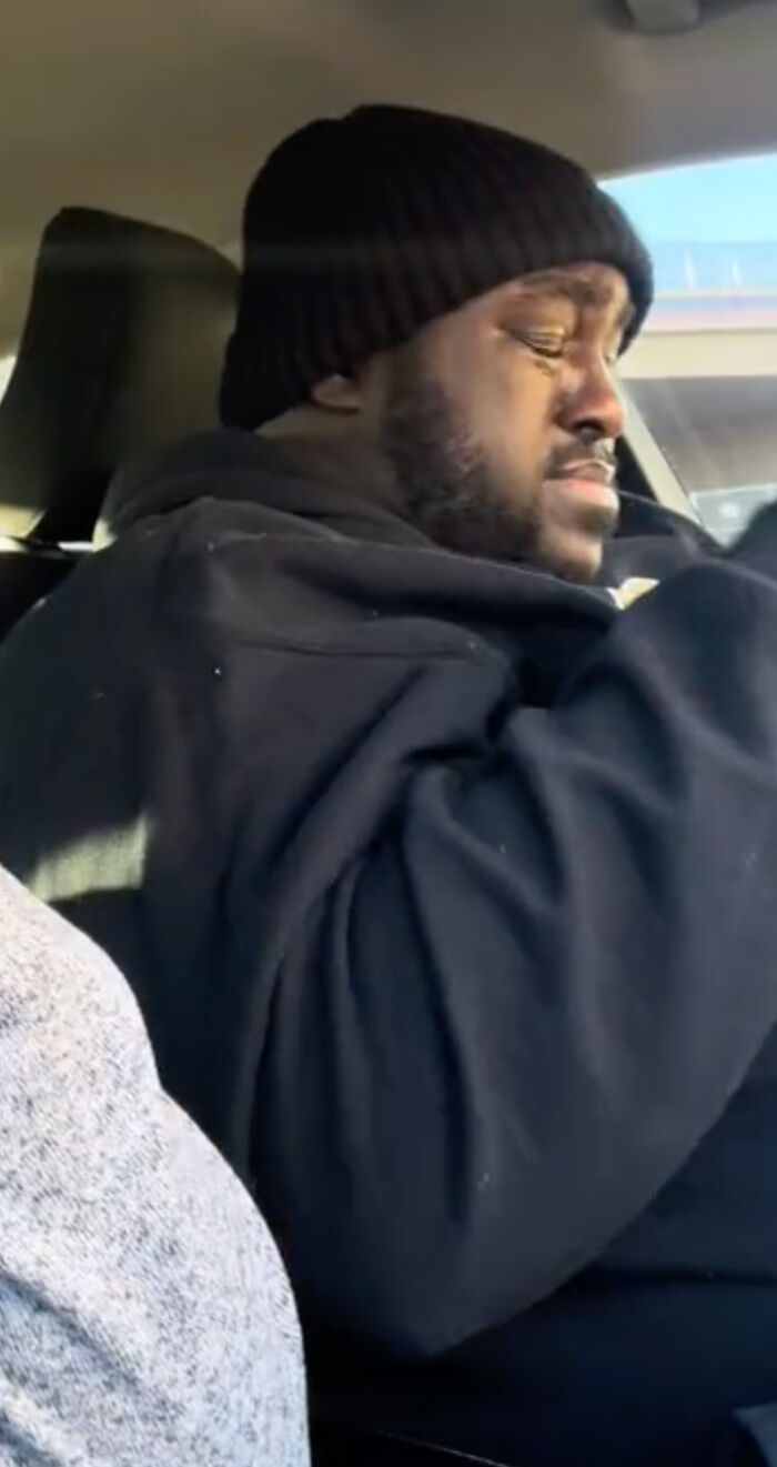 Over 7M People Saw This Couple Cry-Laughing Because It Was Their Son’s First Day Of Preschool Over 7M People Saw This Couple Cry-Laughing Because It Was Their Son’s First Day Of Preschool