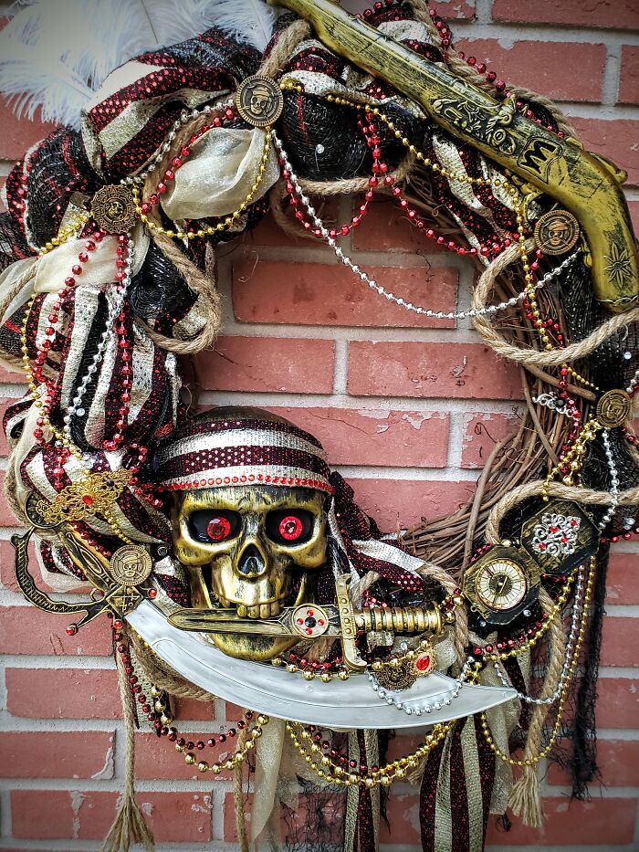 Red, Gold And Black Jeweled Gasparilla Wreath