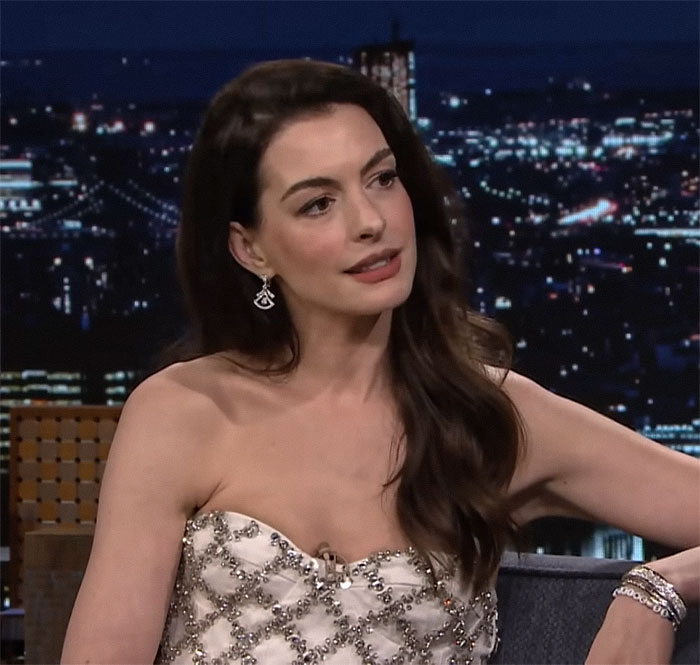 Anne Hathaway Thanks &ldquo;Angel&rdquo; Christopher Nolan For Offering Her &ldquo;Interstellar&rdquo; Role Amid Backlash