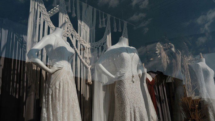 Woman Gets Modelling Gig Weeks Before Wedding, Pictures Comes Out Post-Wedding, Upset Bride