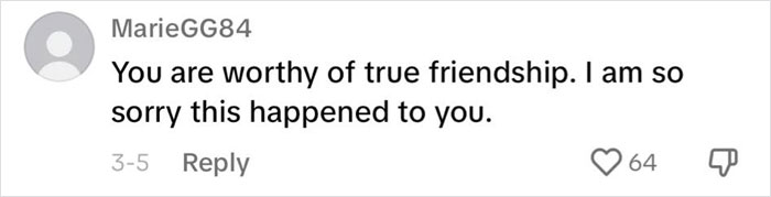 “I’m Left Broken”: Guy Shares How He Found Out His BFF Of 10 Years Was A Hired Actor “I’m Left Broken”: Guy Shares How He Found Out His BFF Of 10 Years Was A Hired Actor